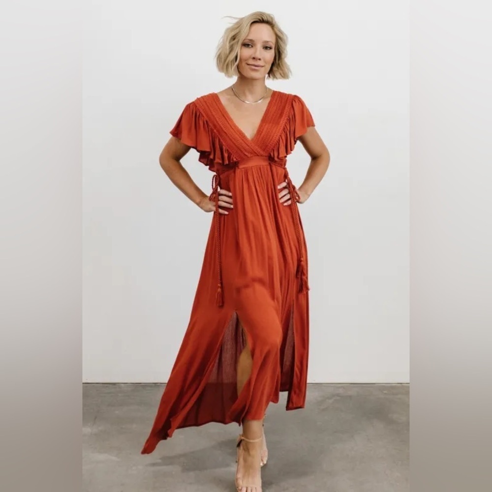 Baltic Born Jennifer Deep V Maxi Dress Rust Red Size Small